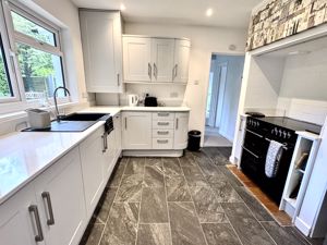 Kitchen- click for photo gallery